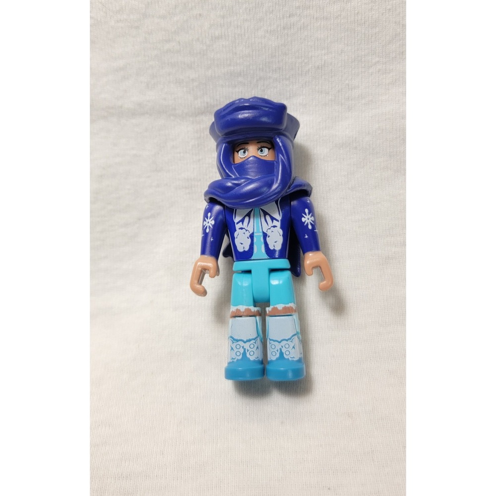 Roblox Mystery Figure Winter Snowflake Girl with Blue Hooded Scarf Accessory